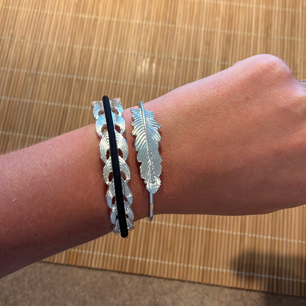 2 Pc Silver Bangles
